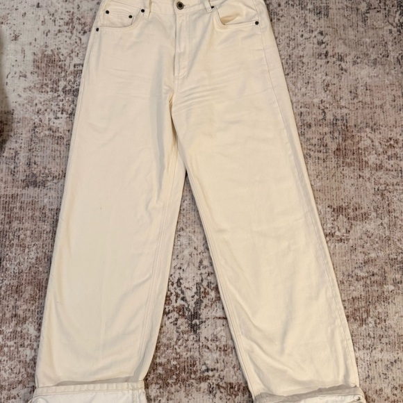 Zara Denim - Zara Women's Off-White Straight Leg Jeans